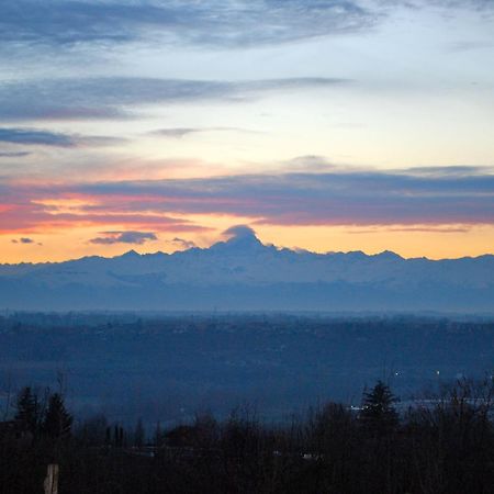 Ecolodge Langhe Cherasco Bagian luar foto