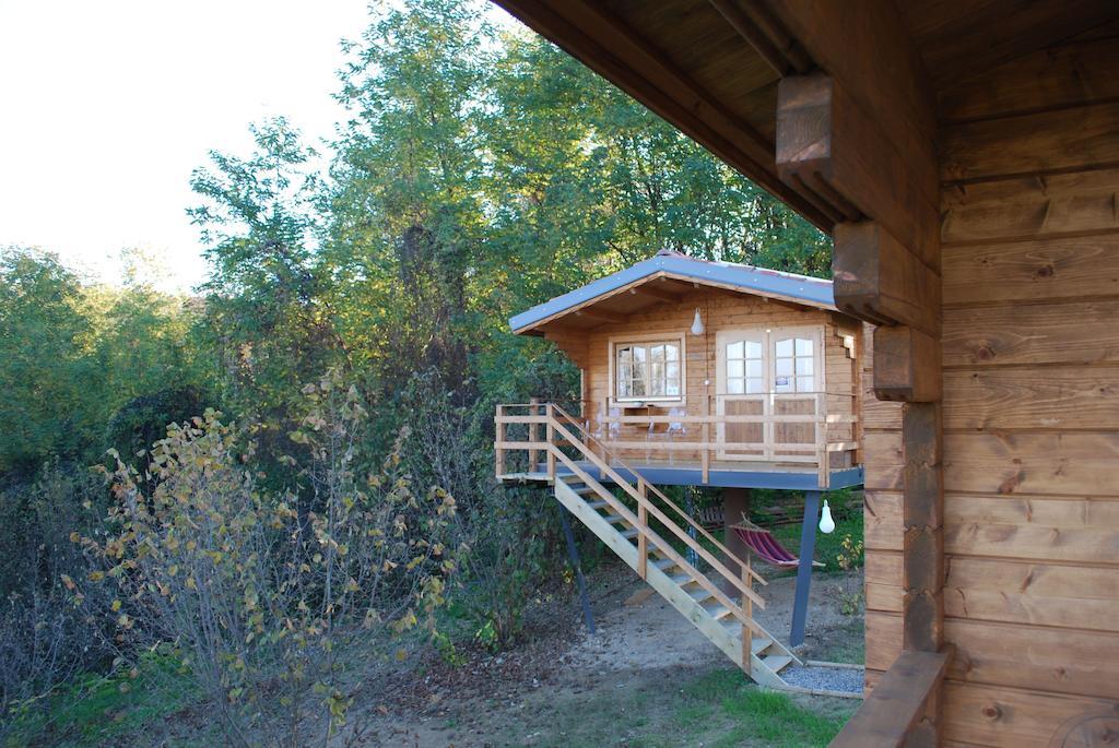 Ecolodge Langhe Cherasco Bagian luar foto