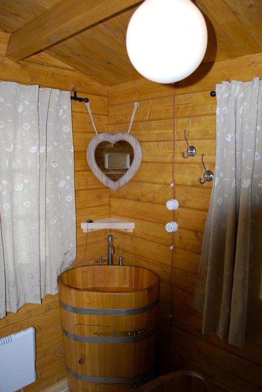 Ecolodge Langhe Cherasco Ruang foto