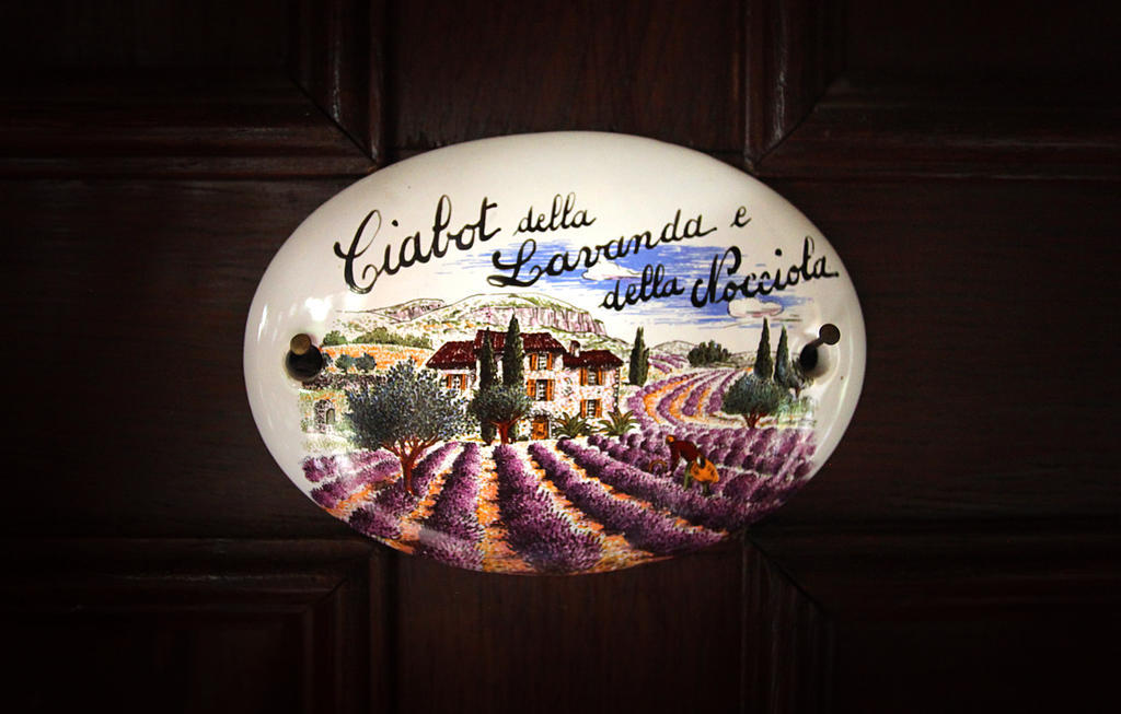 Ecolodge Langhe Cherasco Bagian luar foto