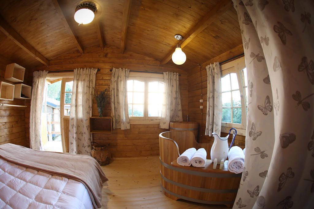 Ecolodge Langhe Cherasco Ruang foto